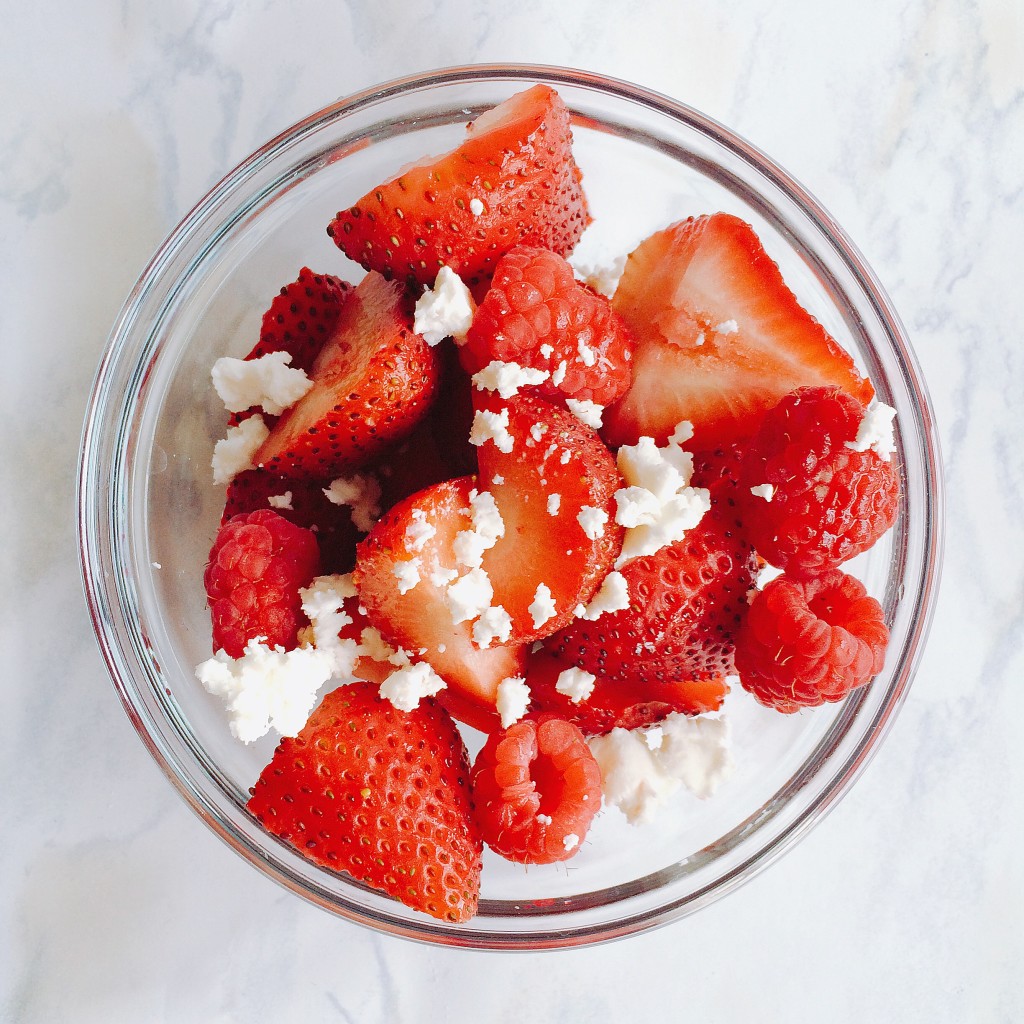 berries-and-goat-cheese
